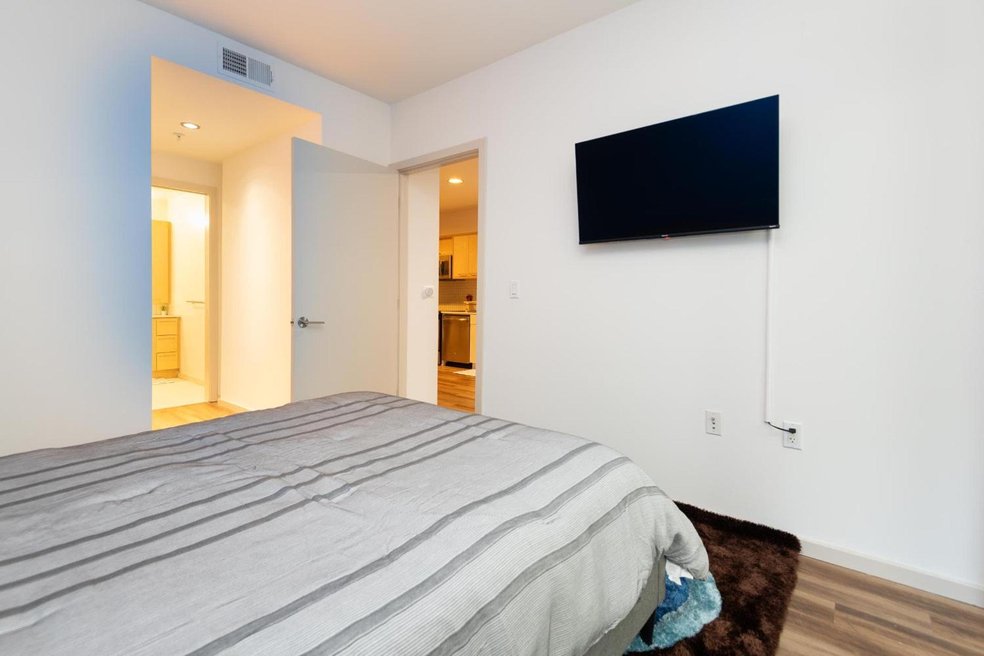 Hollywood Walk Of Fame Free Parking Pool Hot Tub Apartment