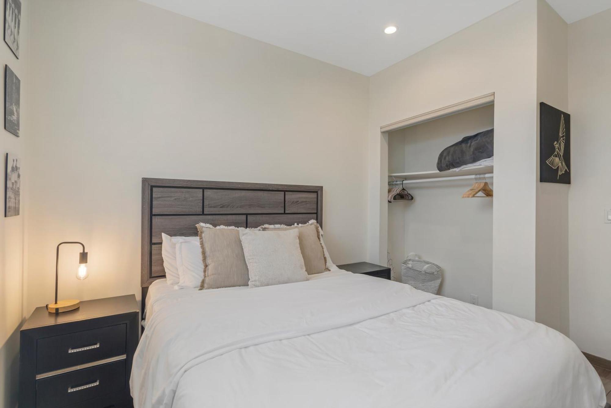 Hotel Serenity Escapes Hollywood