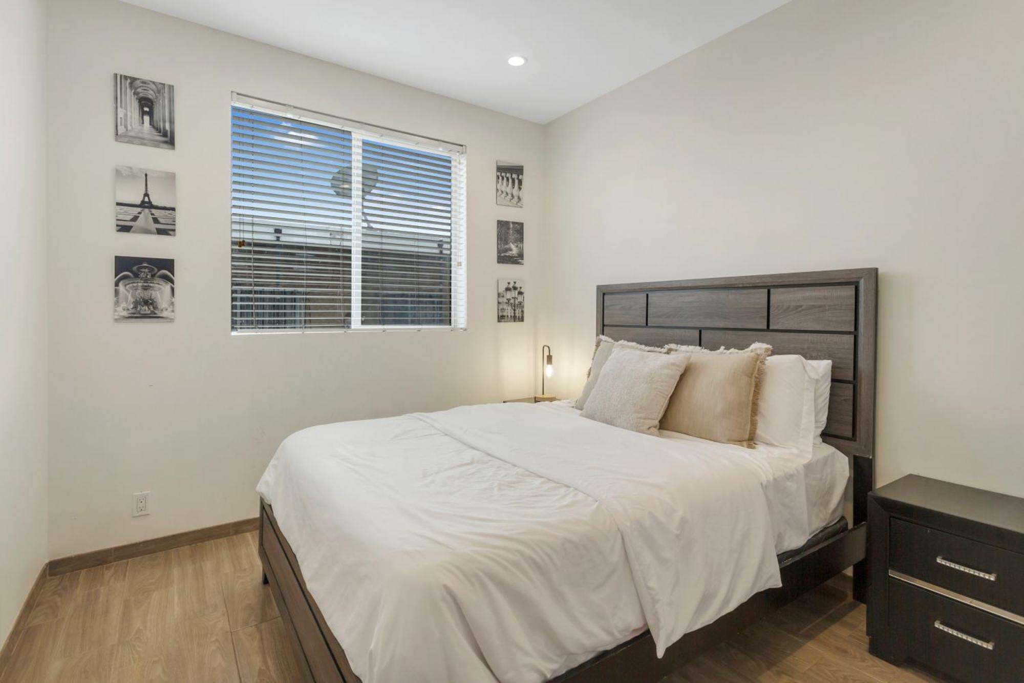Hotel Serenity Escapes Hollywood Los Angeles