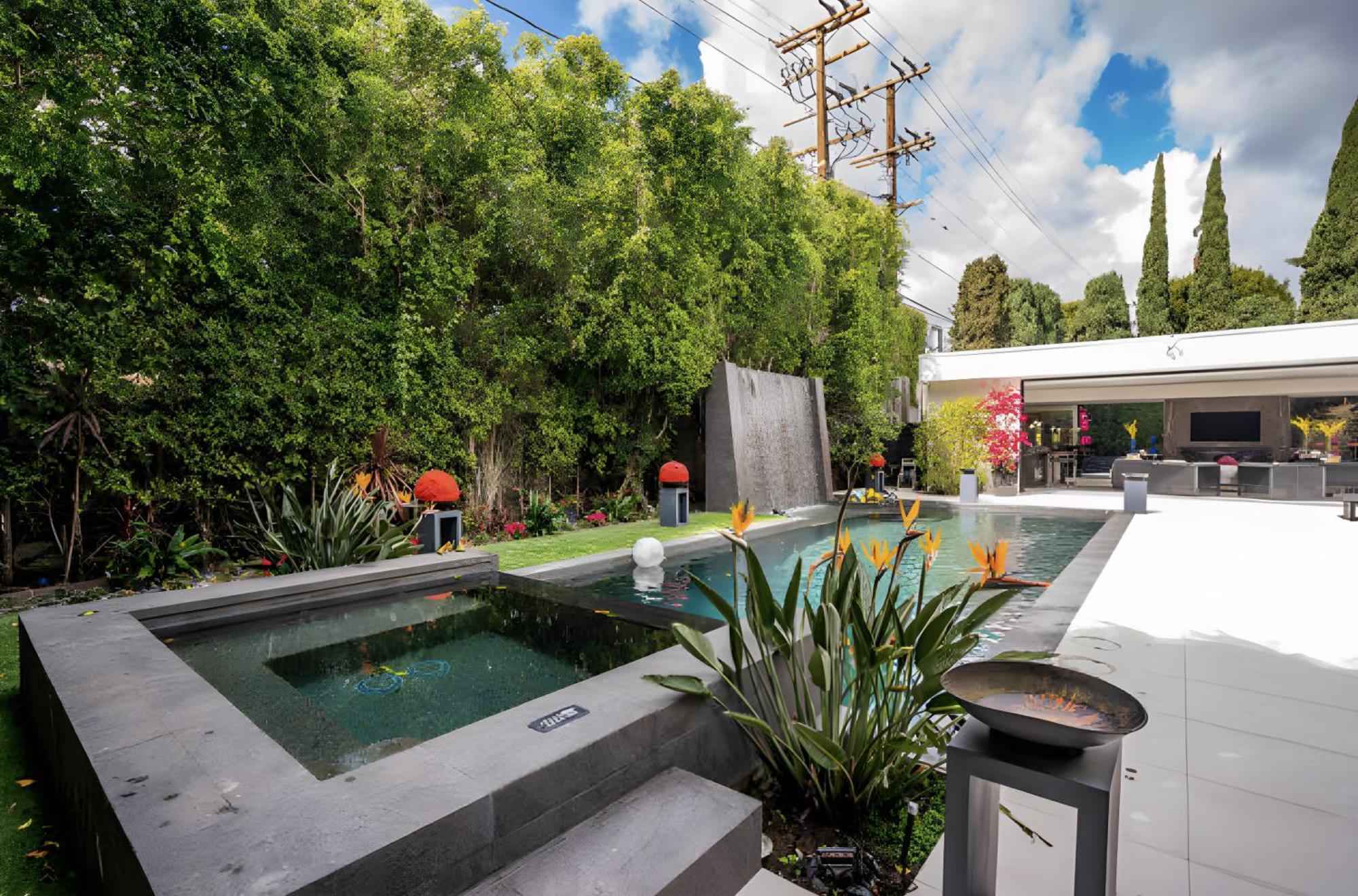 Villa Sleek Grand In Beverly Hills Los Angeles
