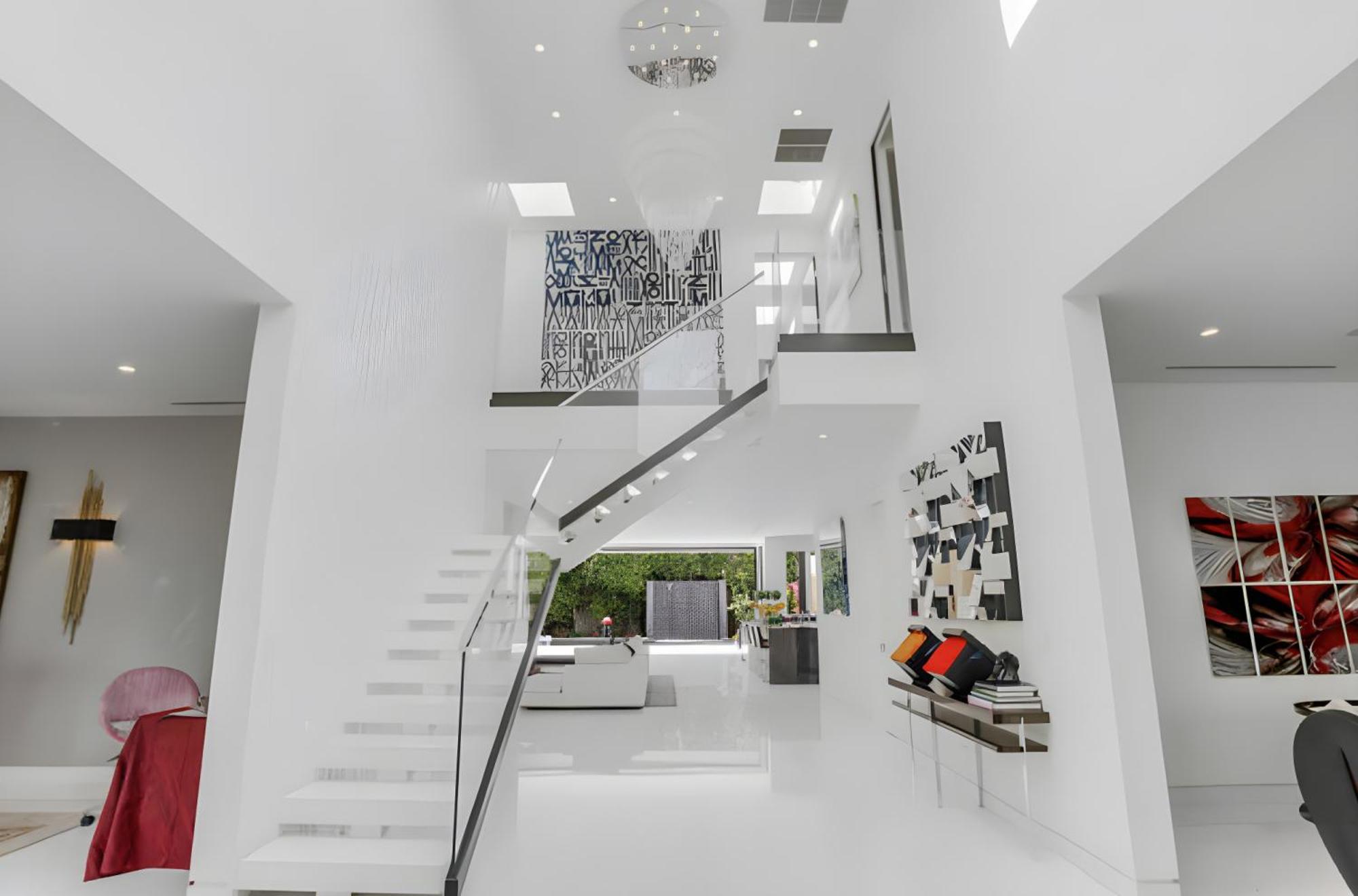 Villa Sleek Grand In Beverly Hills Los Angeles