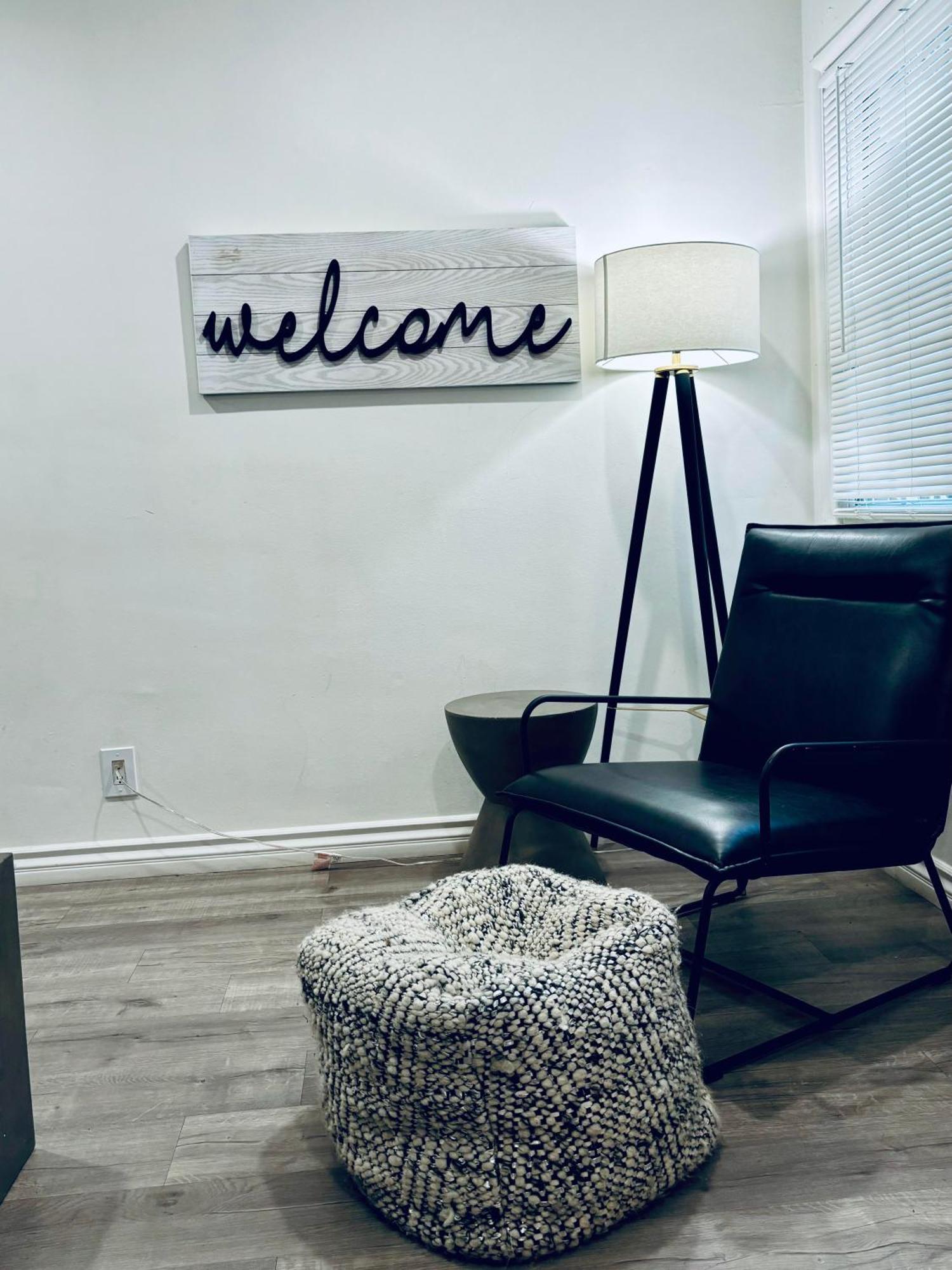Apartamento Modern, 1 Bed Condo, Downtown Century *