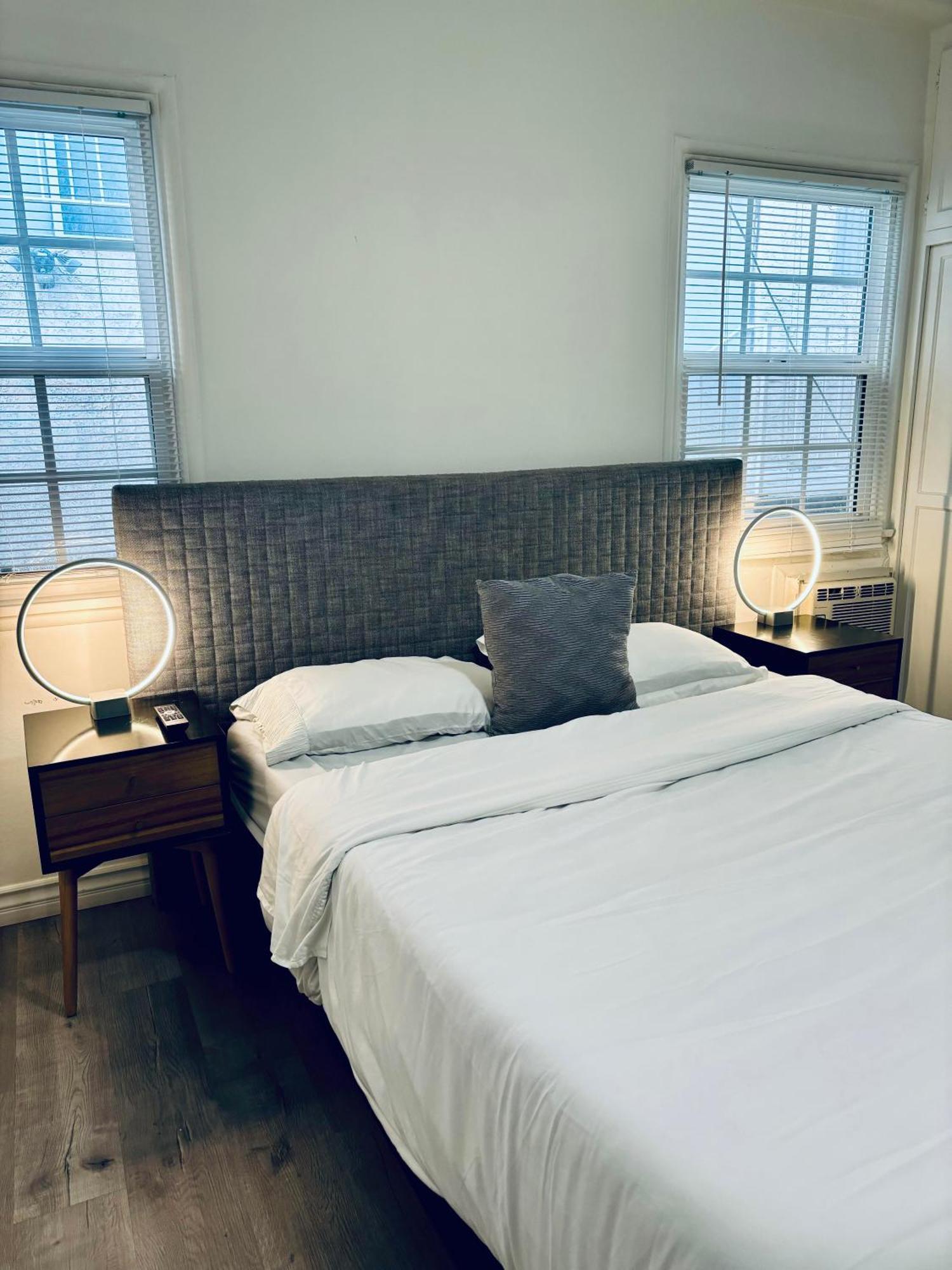 Modern, 1 Bed Condo, Downtown Century Los Angeles