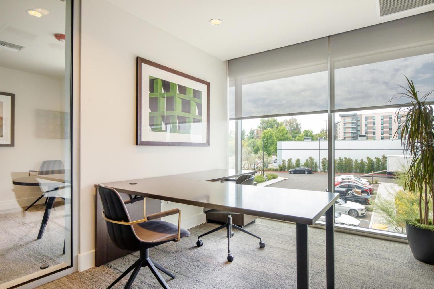 Woodland Hills W Gym Pool Nr 101 Lax-830 * Los Angeles