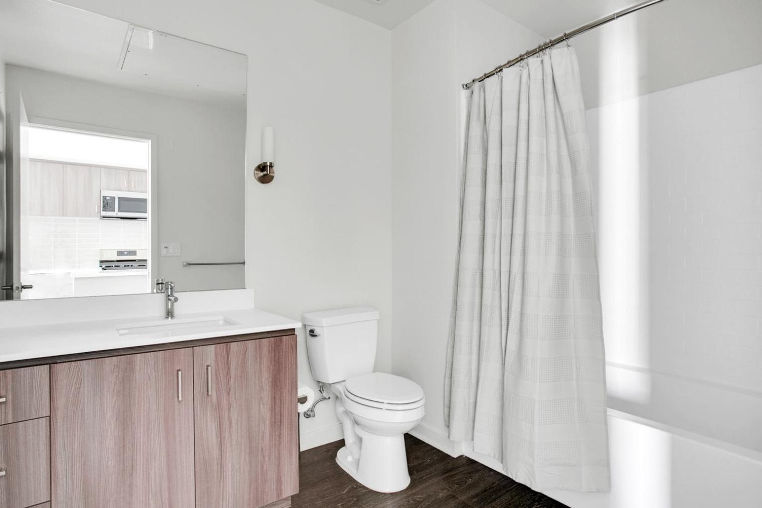 Apartment Woodland Hills W Gym Pool Nr 101 Lax-830 Los Angeles
