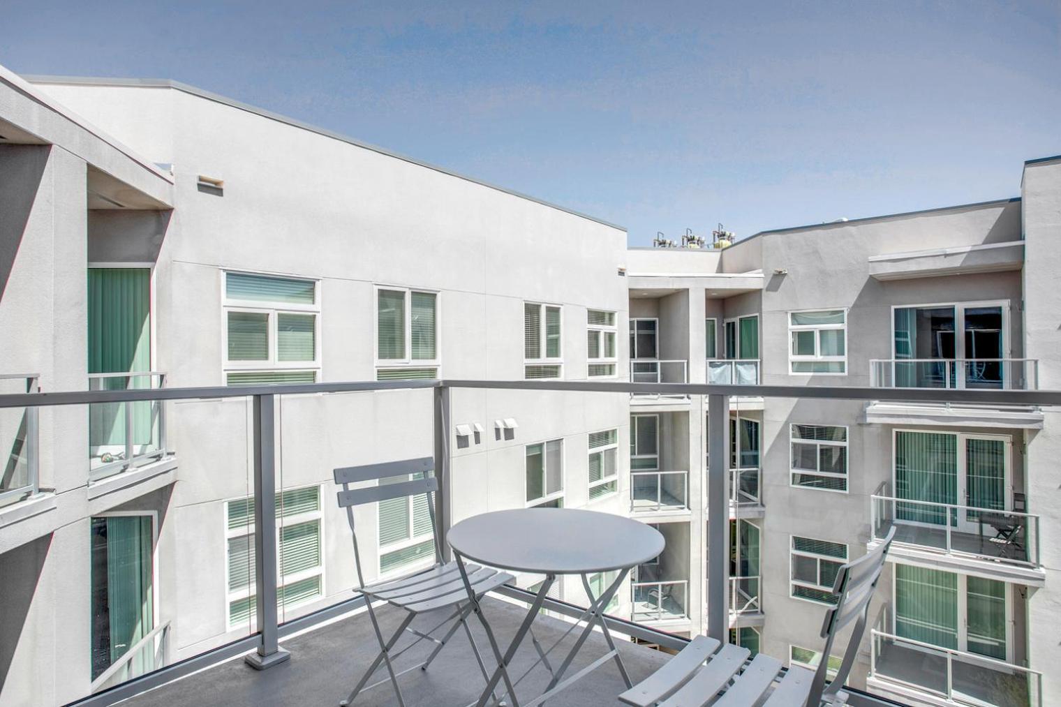 Woodland Hills W Gym Pool Nr 101 Lax-830 Apartment