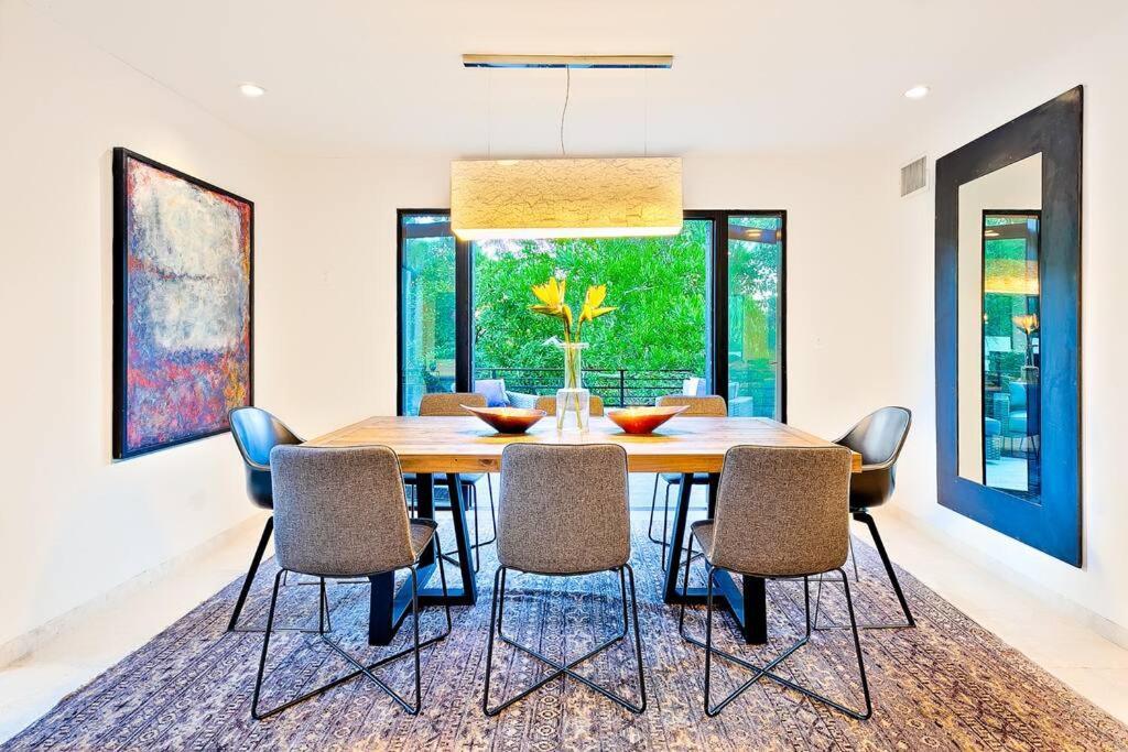 Casa Royal Beverly Hills Holiday home
