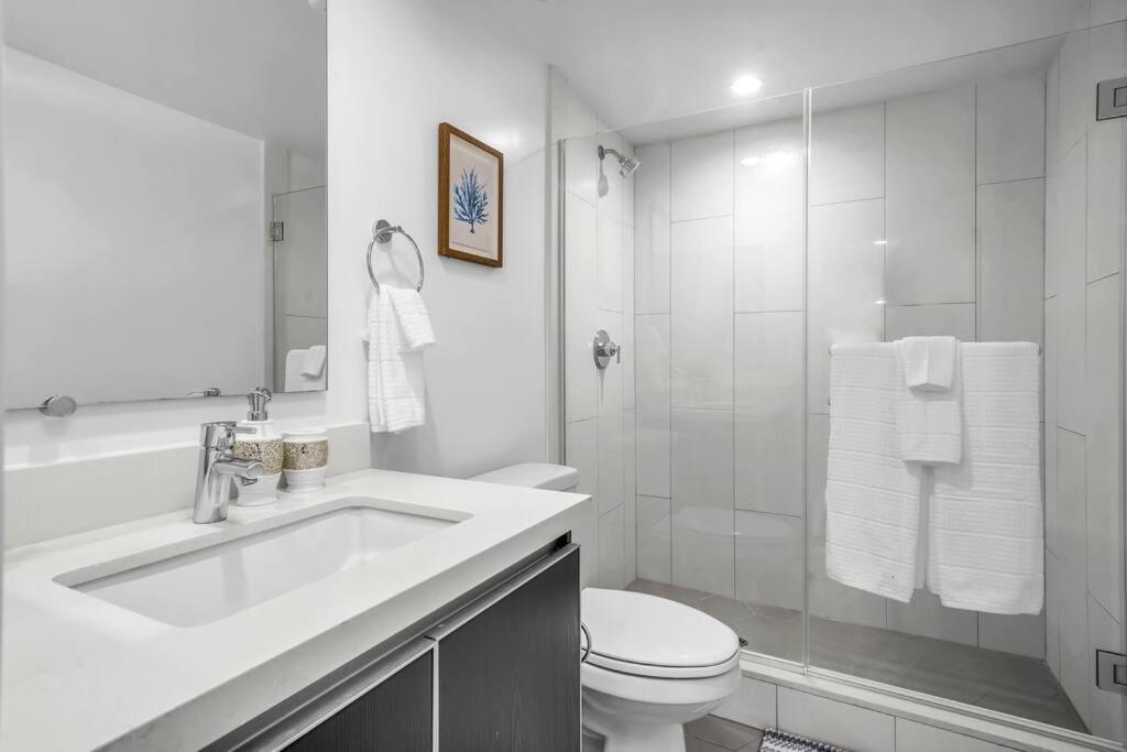 Apartment Amazing, Spacious Unit, Heart La *