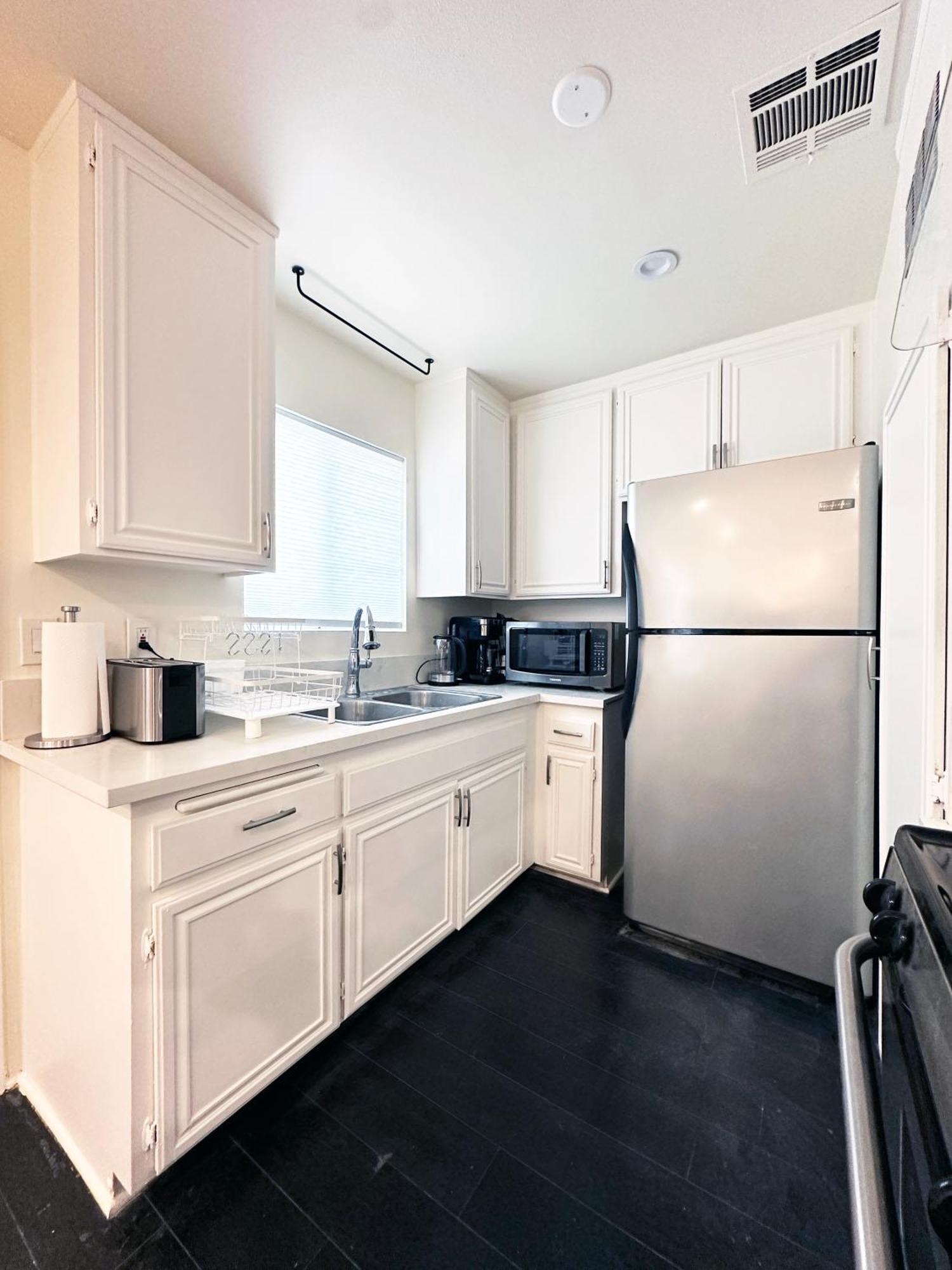Bohemian Dream- 2br, Retreat Near Hollywood -br6 *