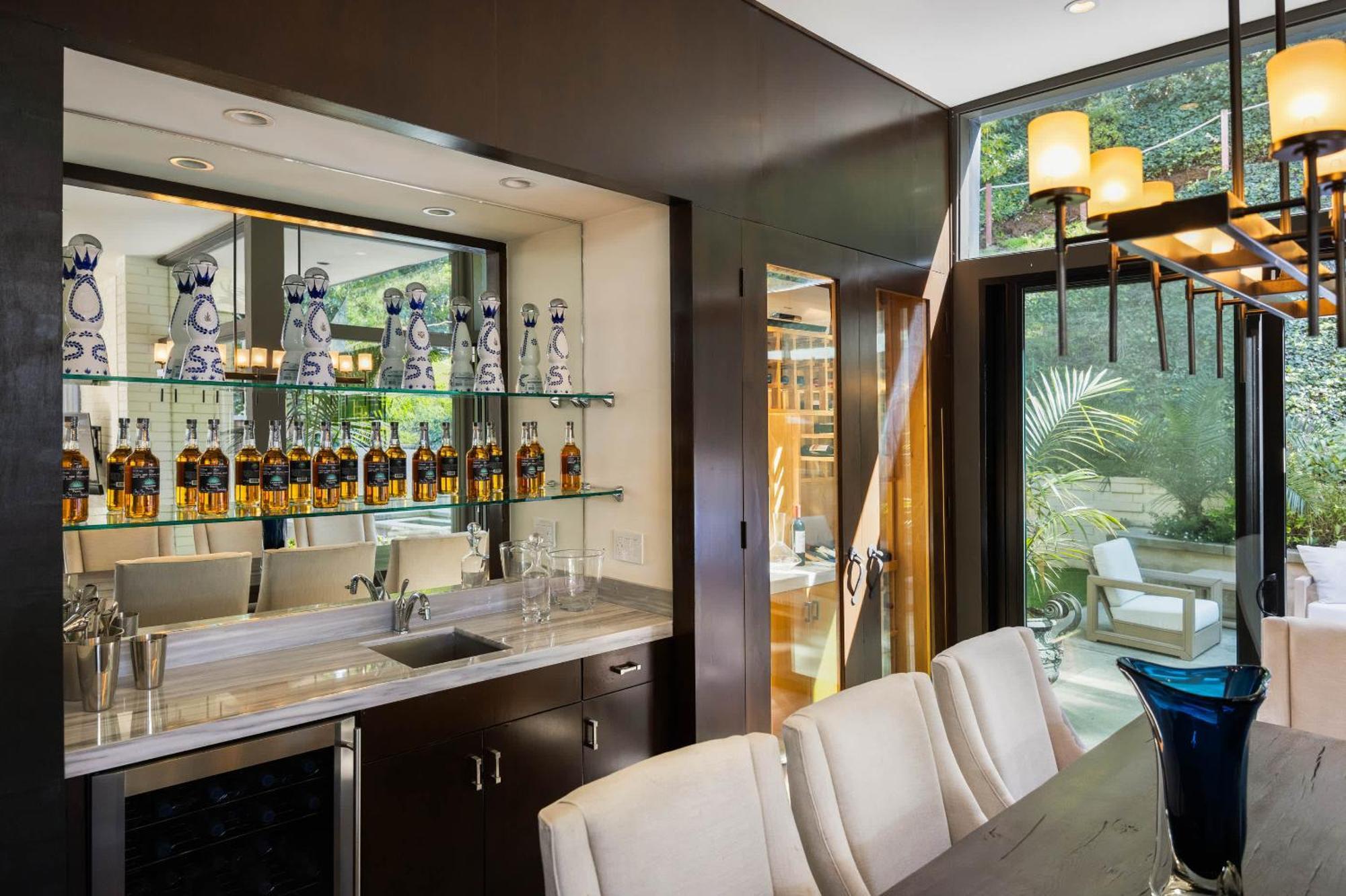 Aman By Awhile Holiday home *
