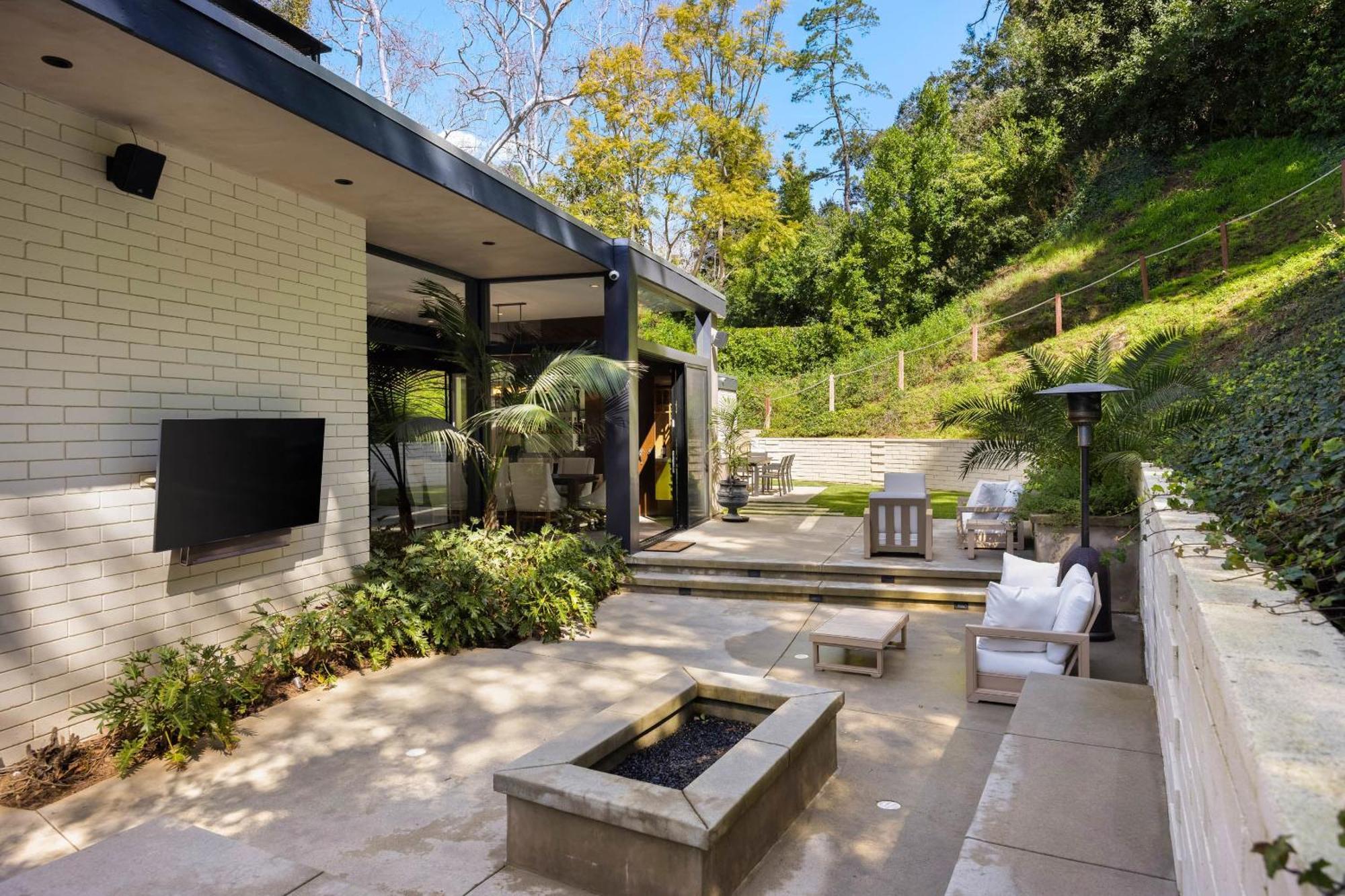 Aman By Awhile Holiday home *