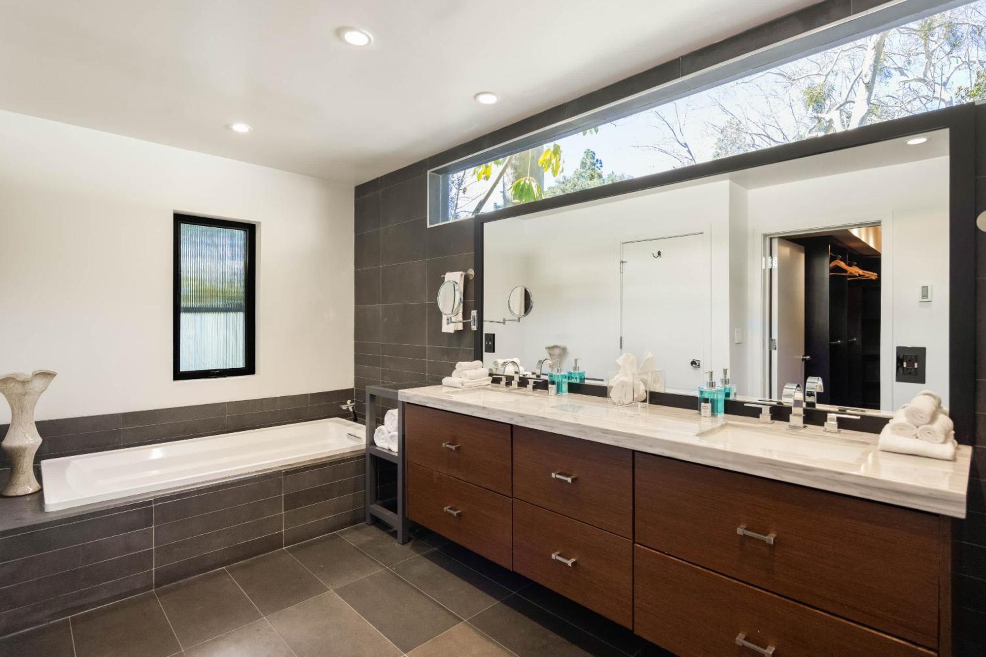 Holiday home Aman By Awhile Los Angeles