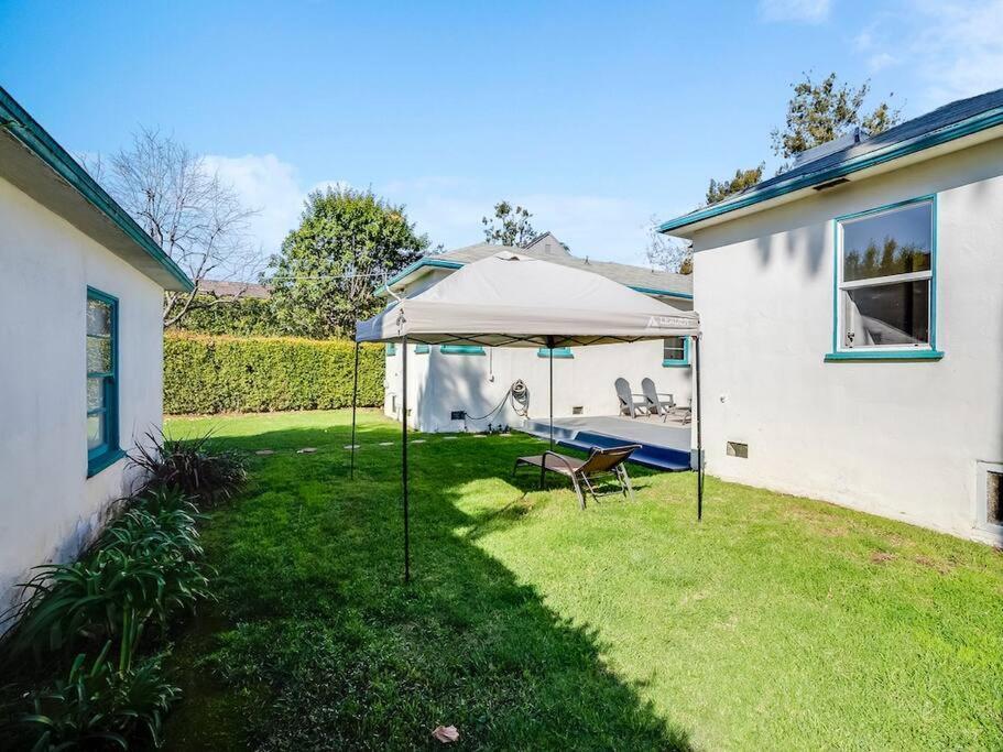 La Near Beverly Hills Holiday home