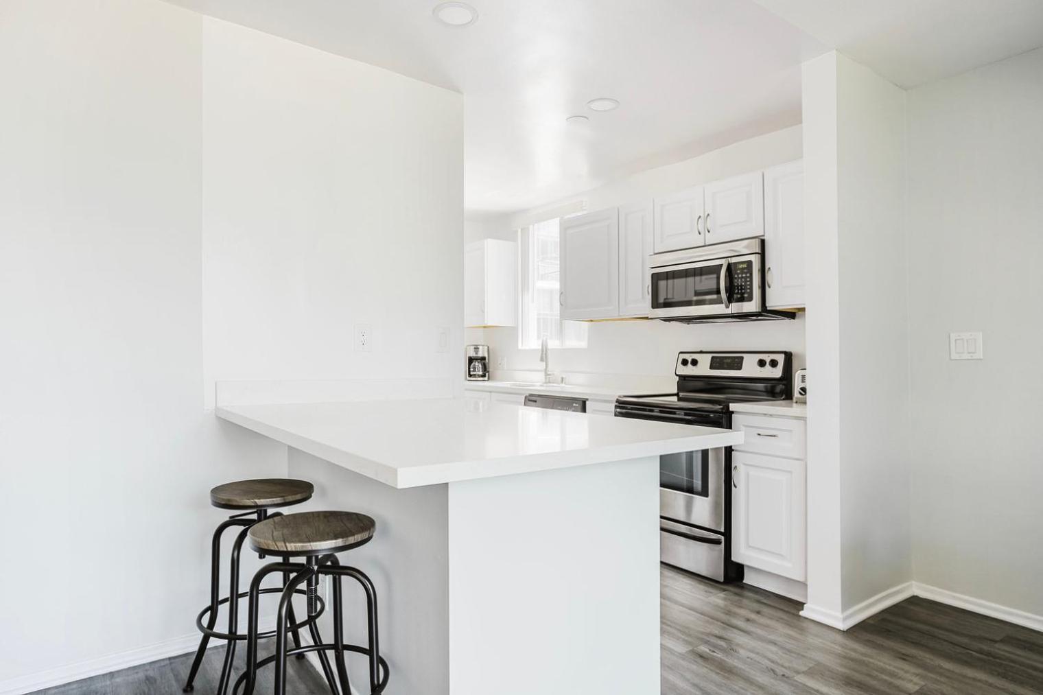 Apartment Blueground Beverly Hills Balcony Wd Nr Food Lax-1228