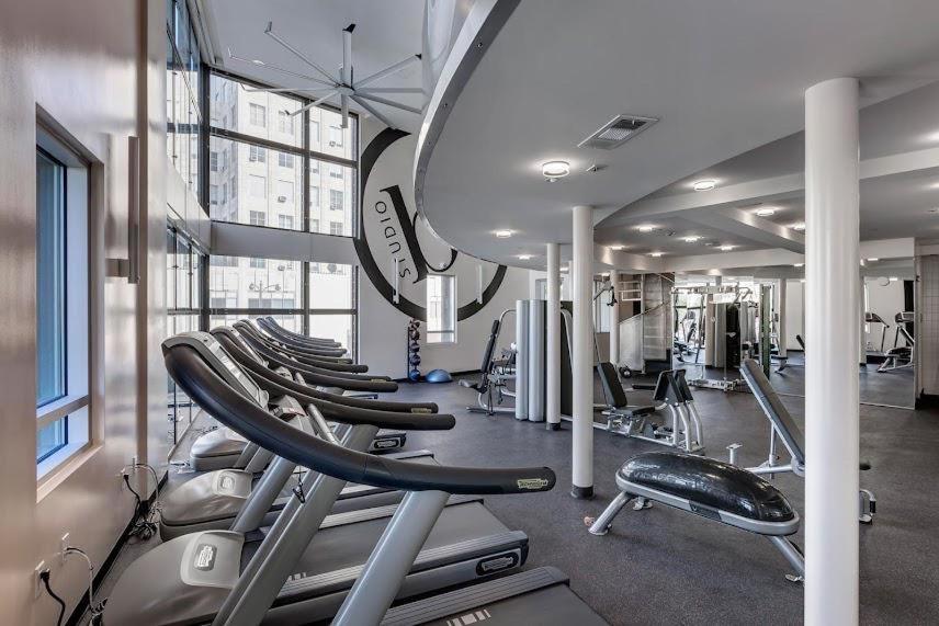 Aparthotel Spacious 2 Bedroom 2 Bathroom In Gated Community Los Angeles