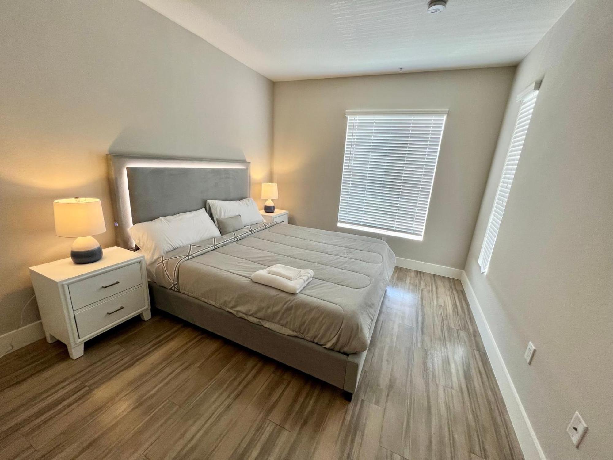 Spacious 2 Bedroom 2 Bathroom In Gated Community Aparthotel *