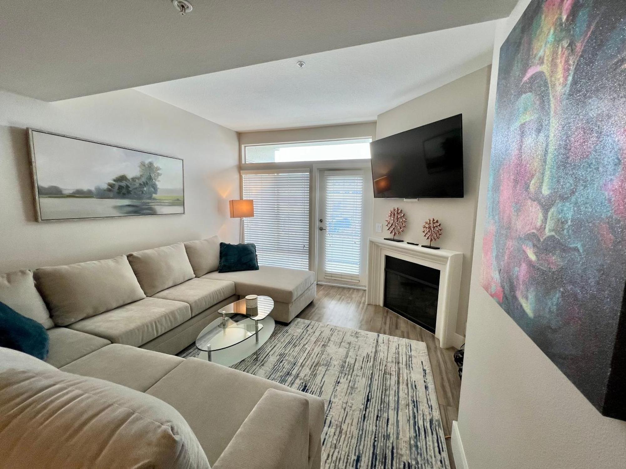 Spacious 2 Bedroom 2 Bathroom In Gated Community Aparthotel