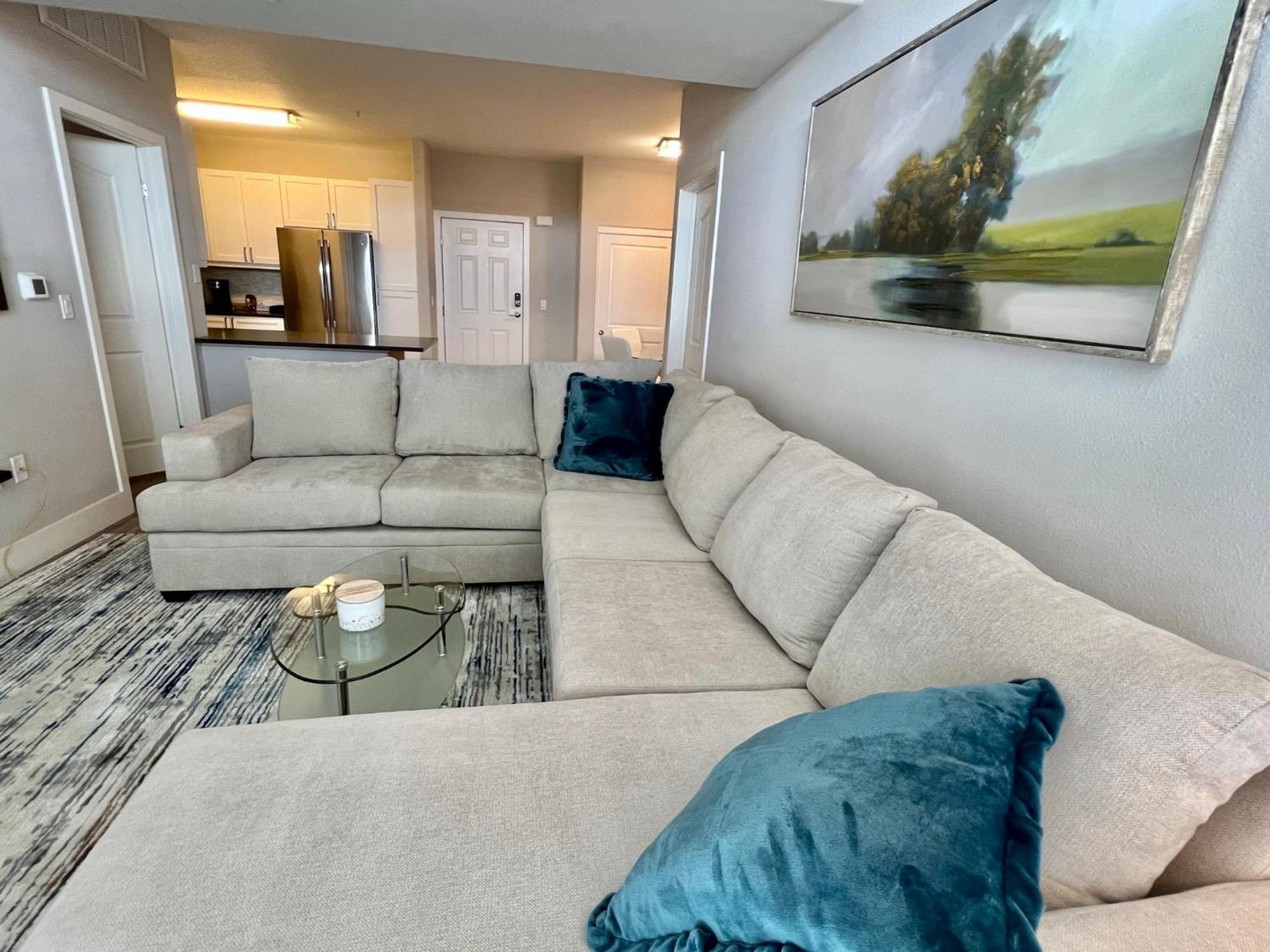 Aparthotel Spacious 2 Bedroom 2 Bathroom In Gated Community Los Angeles