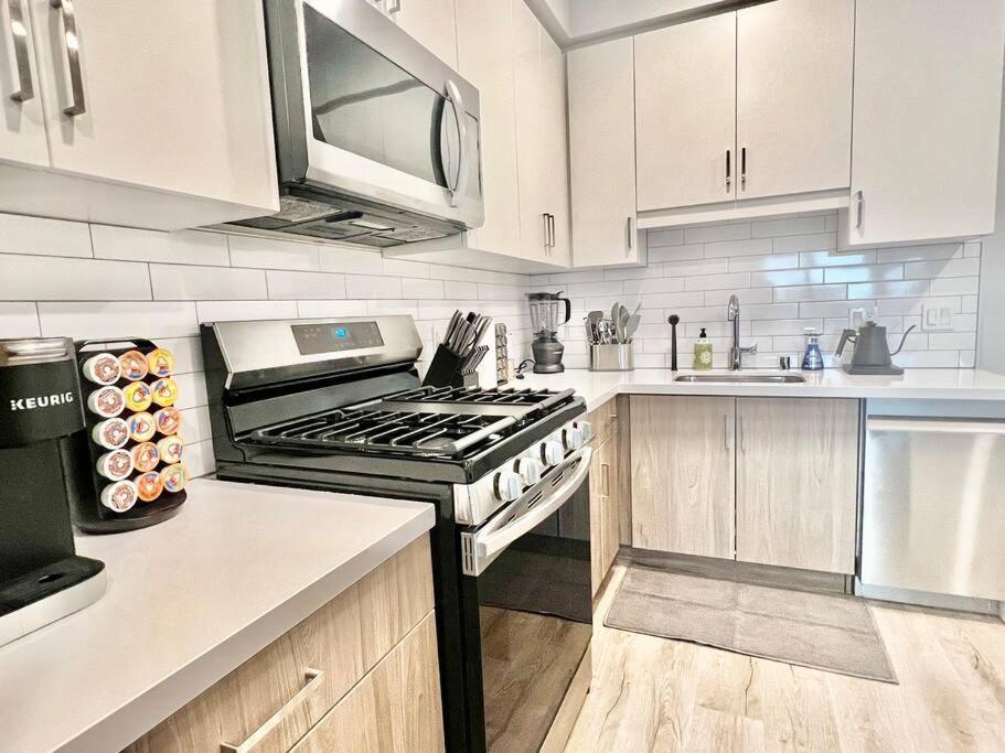 Designer Silver Stylish One Bedroom With Parking