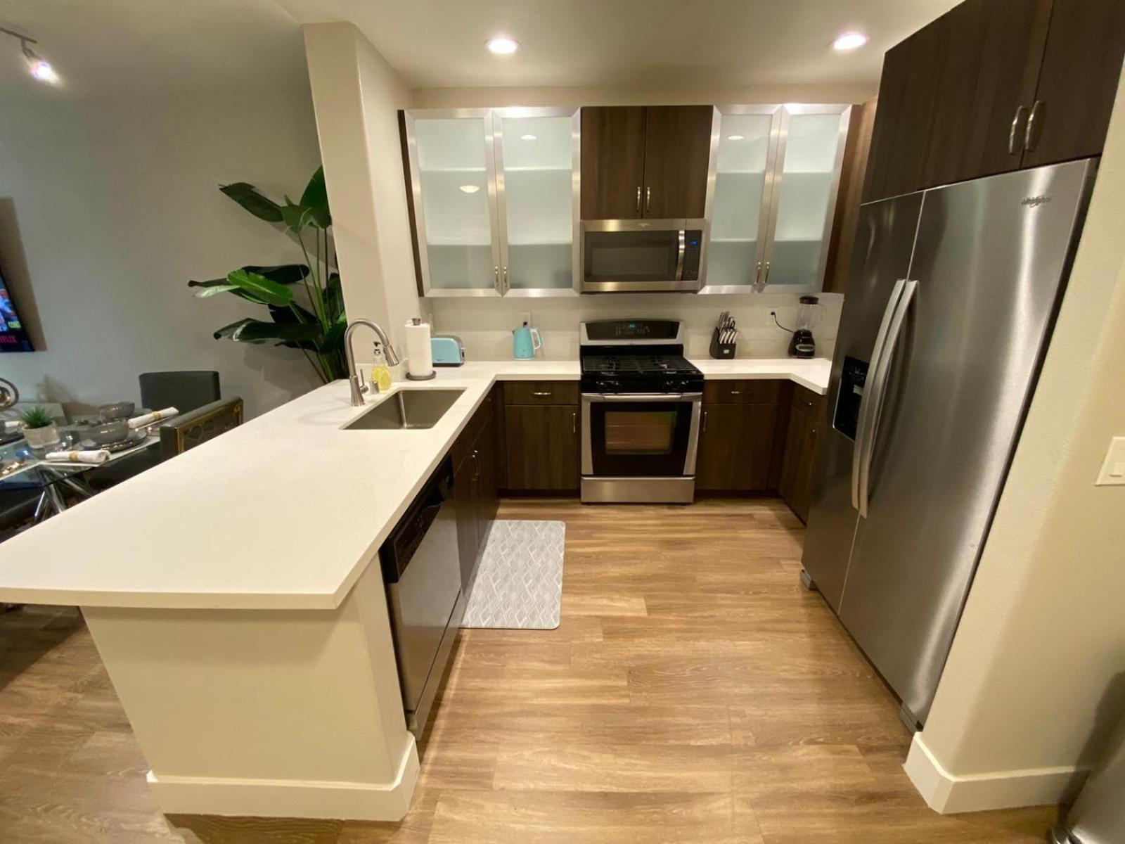 Aparthotel Penthouse One Bedroom Garden View By Ucla Los Angeles
