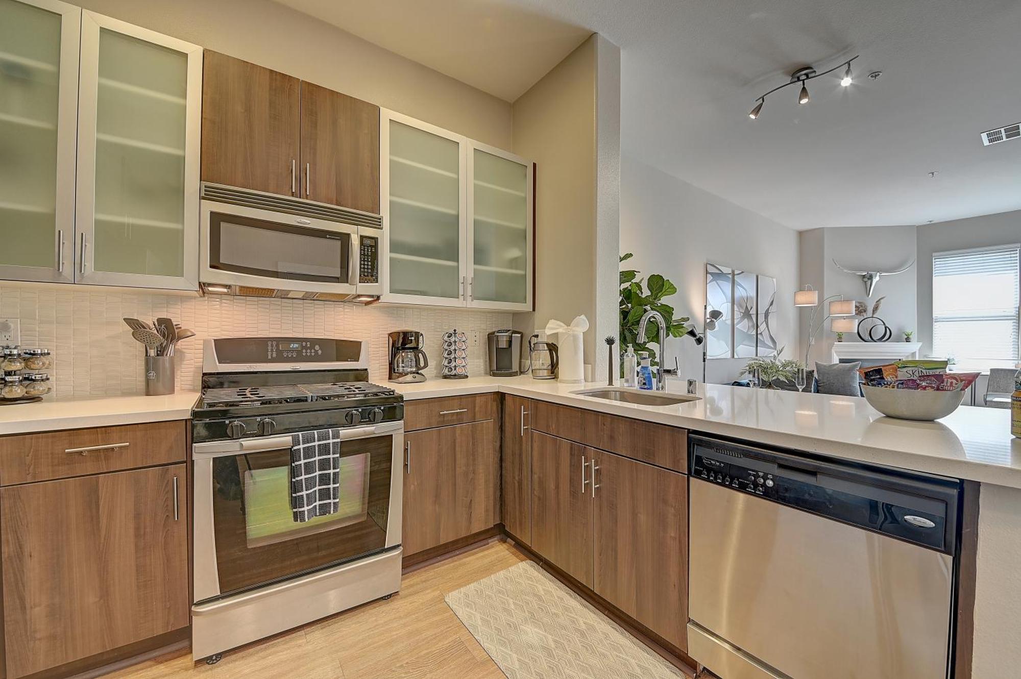 Penthouse One Bedroom Garden View By Ucla