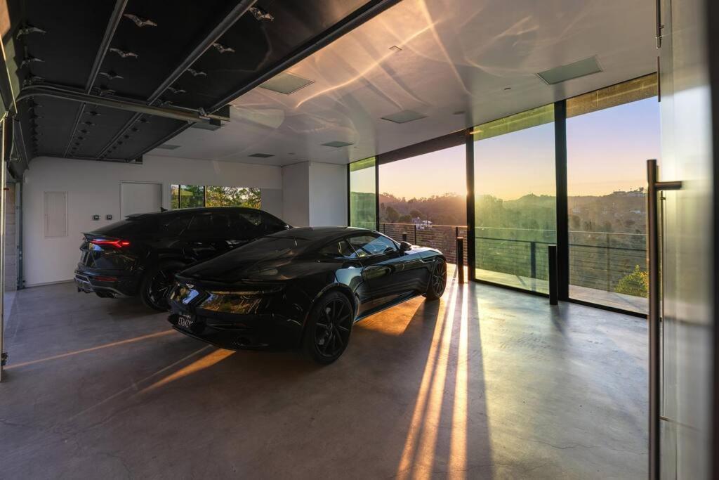 Villa Luxurious Glass Mansion With Pool, Jacuzzi, Sauna Los Angeles