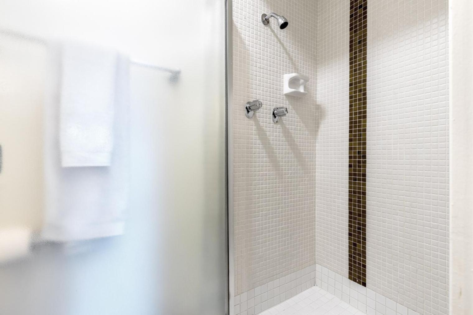 Apartment Culver 2br W Gym Pool Nr Shops Lax-331 *
