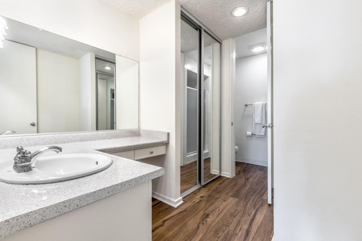 Apartment Culver 2br W Gym Pool Nr Shops Lax-331