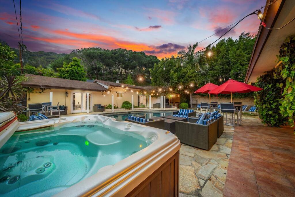 Stunning Beverly Hills Retreat 12-bed Oasis With Heated Pool, Hot Tub *