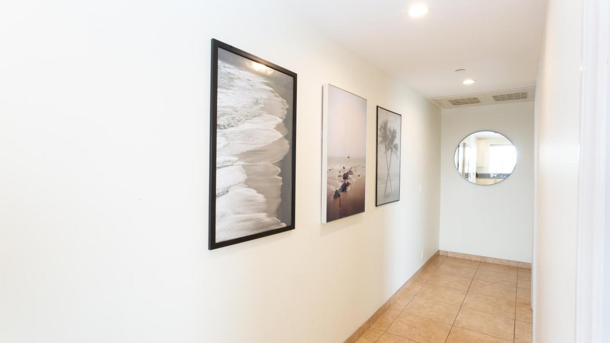 Three-bedroom Hollywood