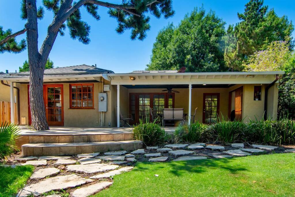 3-bedroom Sherman Oaks House Near Universal