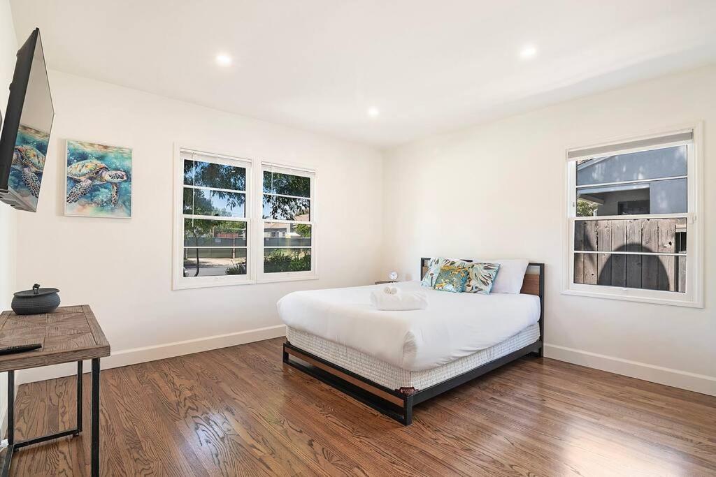 3-bedroom Sherman Oaks House Near Universal Holiday home Los Angeles