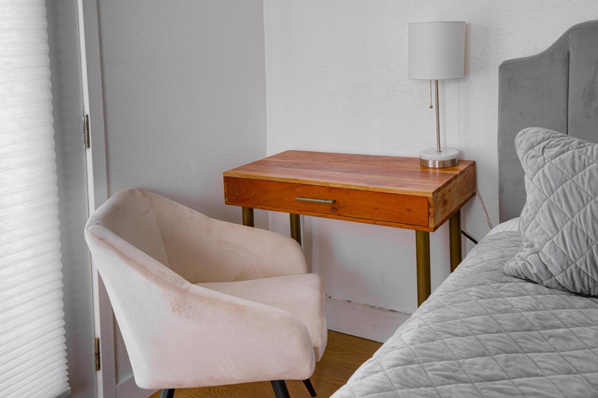 Apartment Cozy Private In Granada Hills Near Csun, Universal