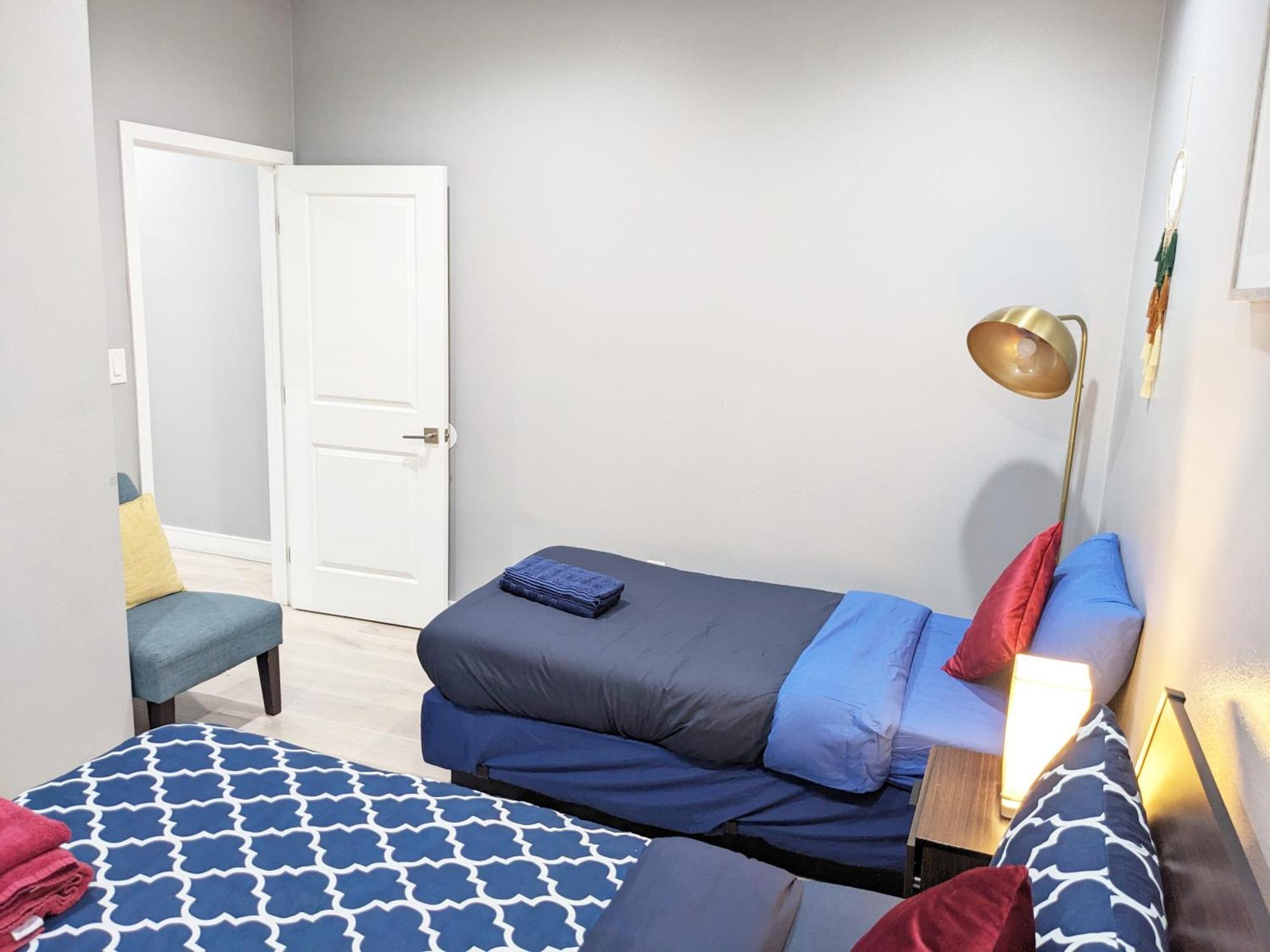 Lucky Charm 4 Bedroom Mid-city * Los Angeles