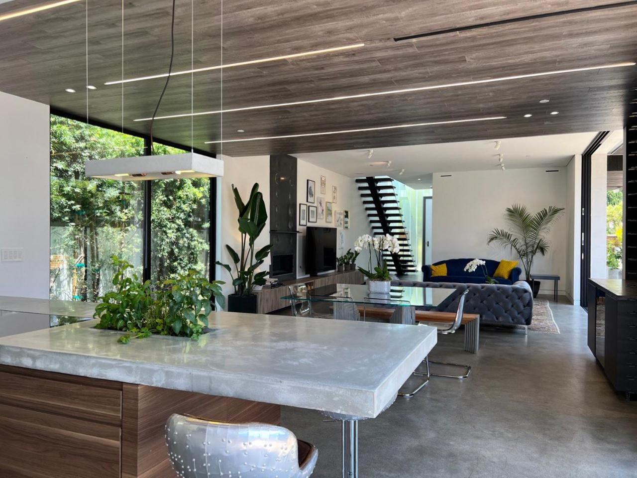 Villa Luxurious Venice Oasis *