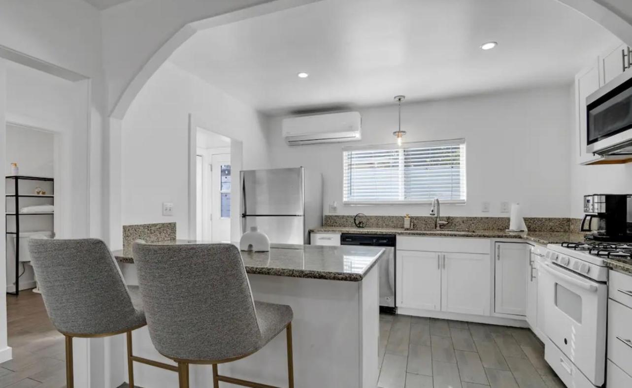 Aparthotel Luxury Mid With Firepit Los Angeles