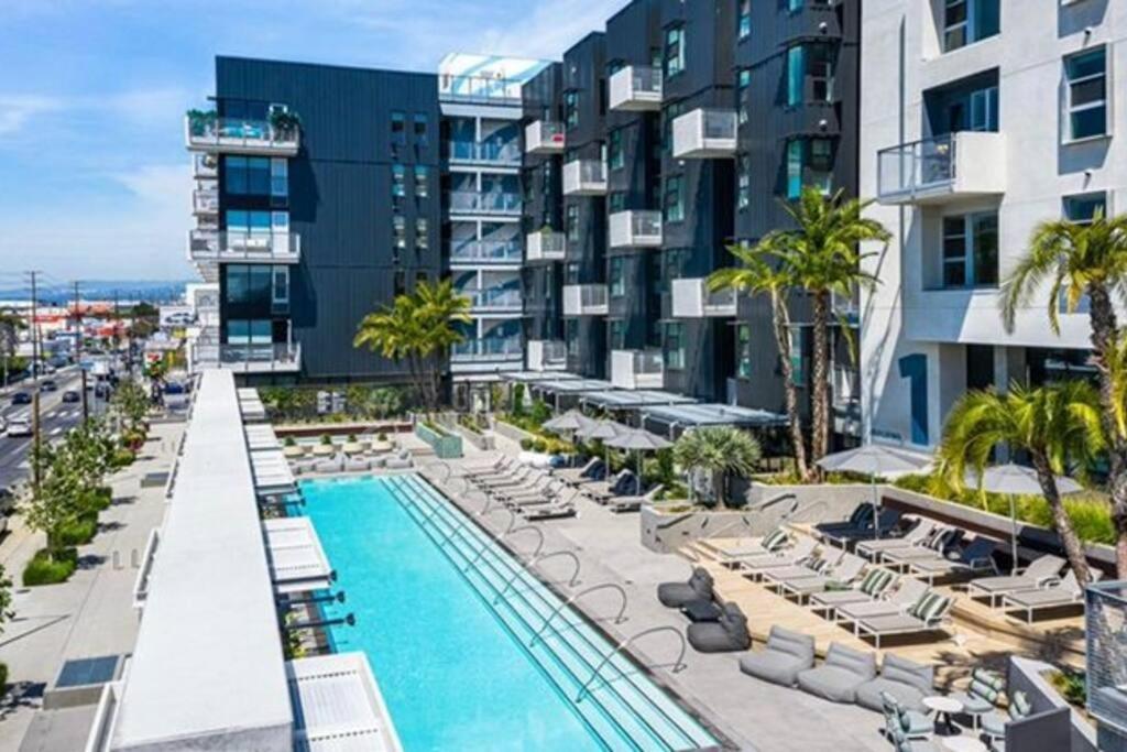 Spacious And Modern 3 Bedroom 2 Unit Apartamento Los Angeles