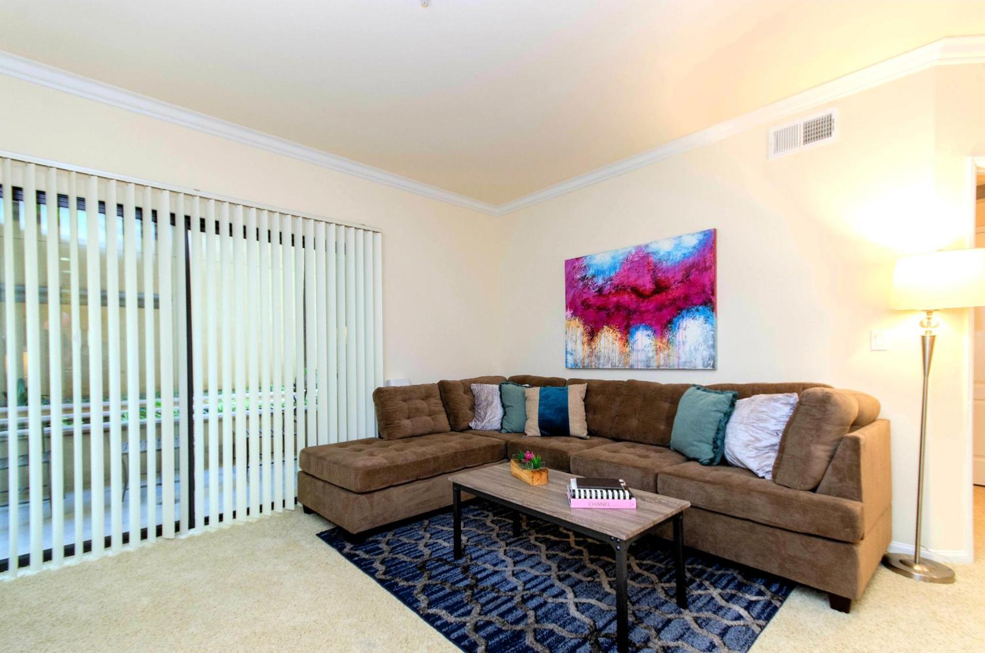 Apartment Stylish And Spacious 2 Bedroom Central Location Los Angeles