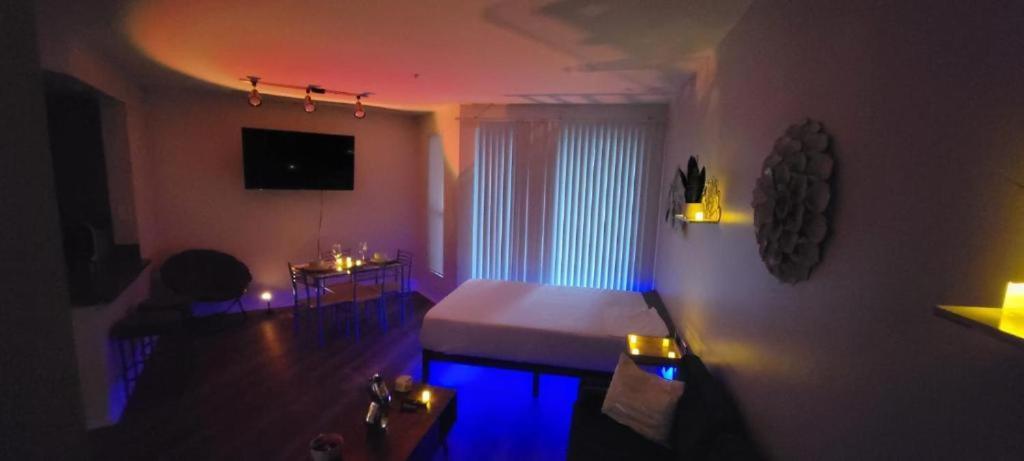 Apartment Elegant In Mdr-venice With Pool, Hottub & Gym