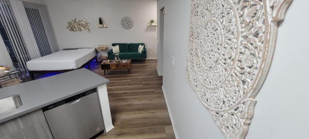 Apartment Elegant In Mdr-venice With Pool, Hottub & Gym Los Angeles