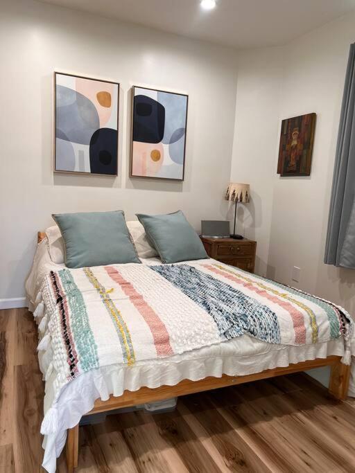 Lovely Little Close To Forum,sofi,lax * Los Angeles