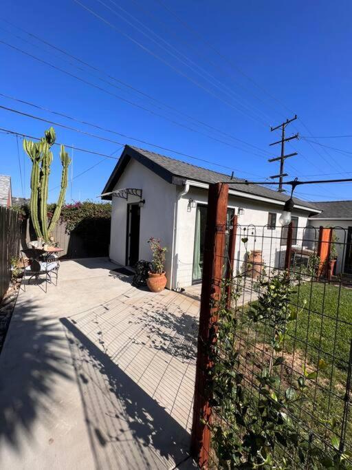 Lovely Little Close To Forum,sofi,lax Apartment *