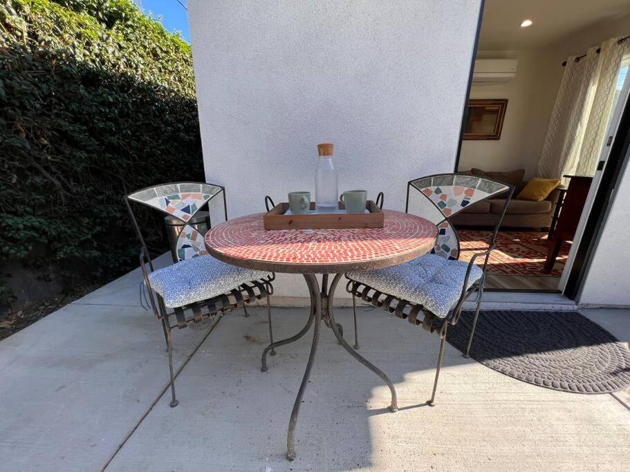 Apartment Lovely Little Close To Forum,sofi,lax Los Angeles