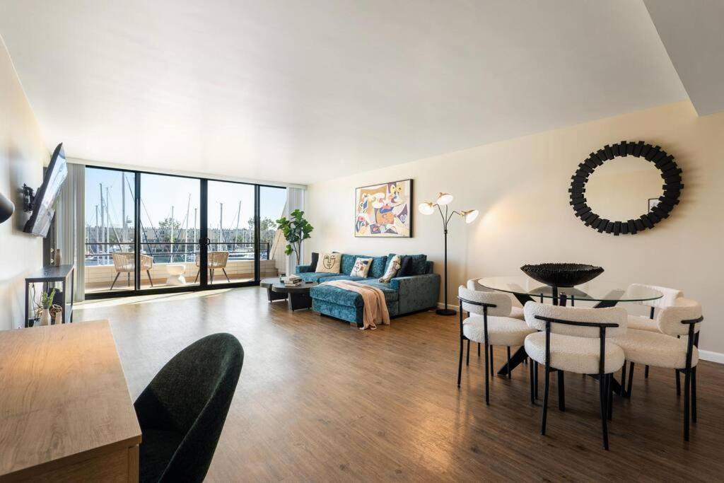 Peridot Palm - Marina Views 2br W Private Large Patio * Los Angeles