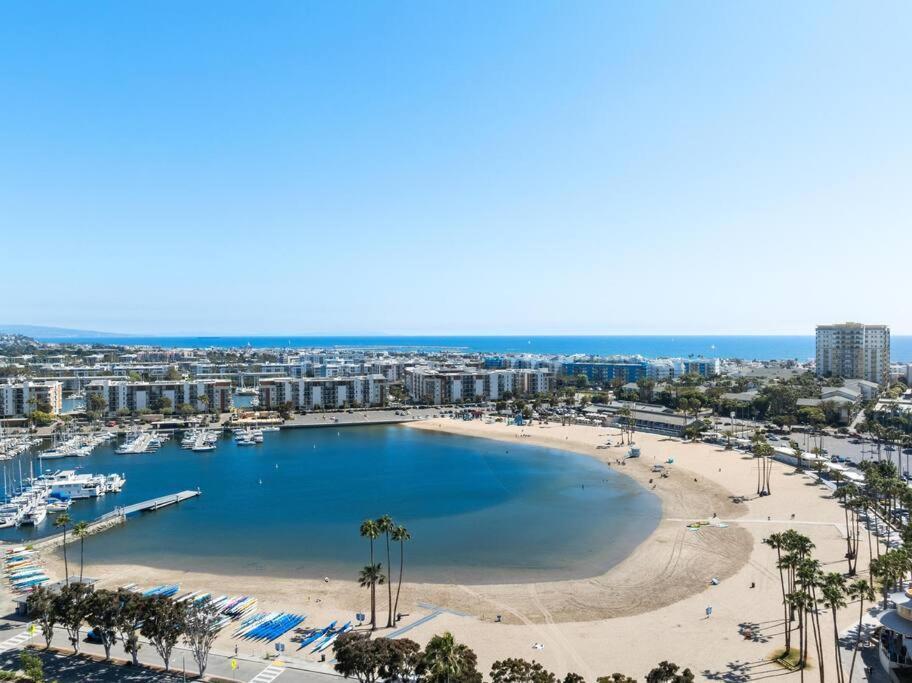 Peridot Palm - Marina Views 2br W Private Large Patio
