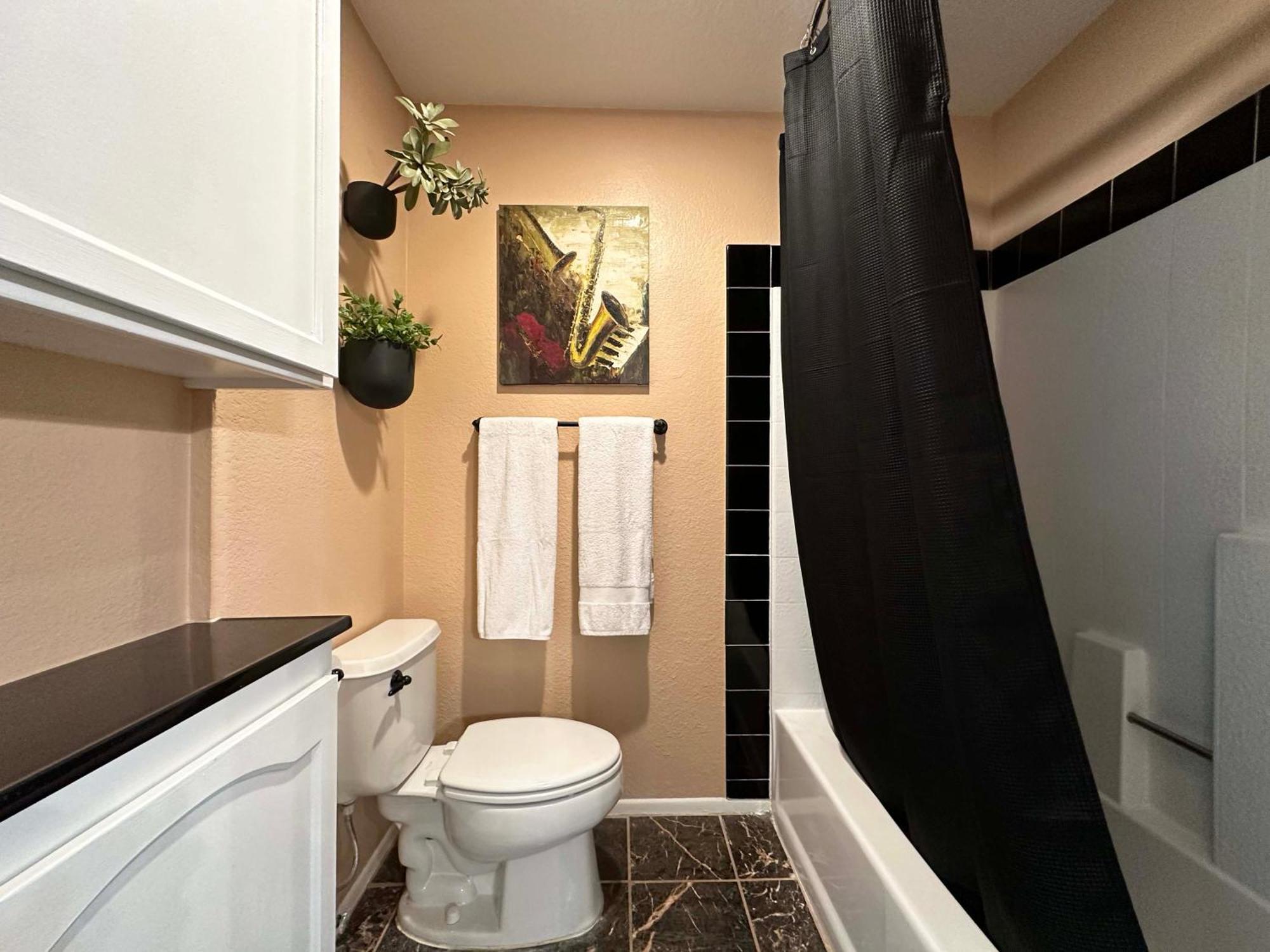 Apartment 1 Bd Near Sunset Blvd Angeles