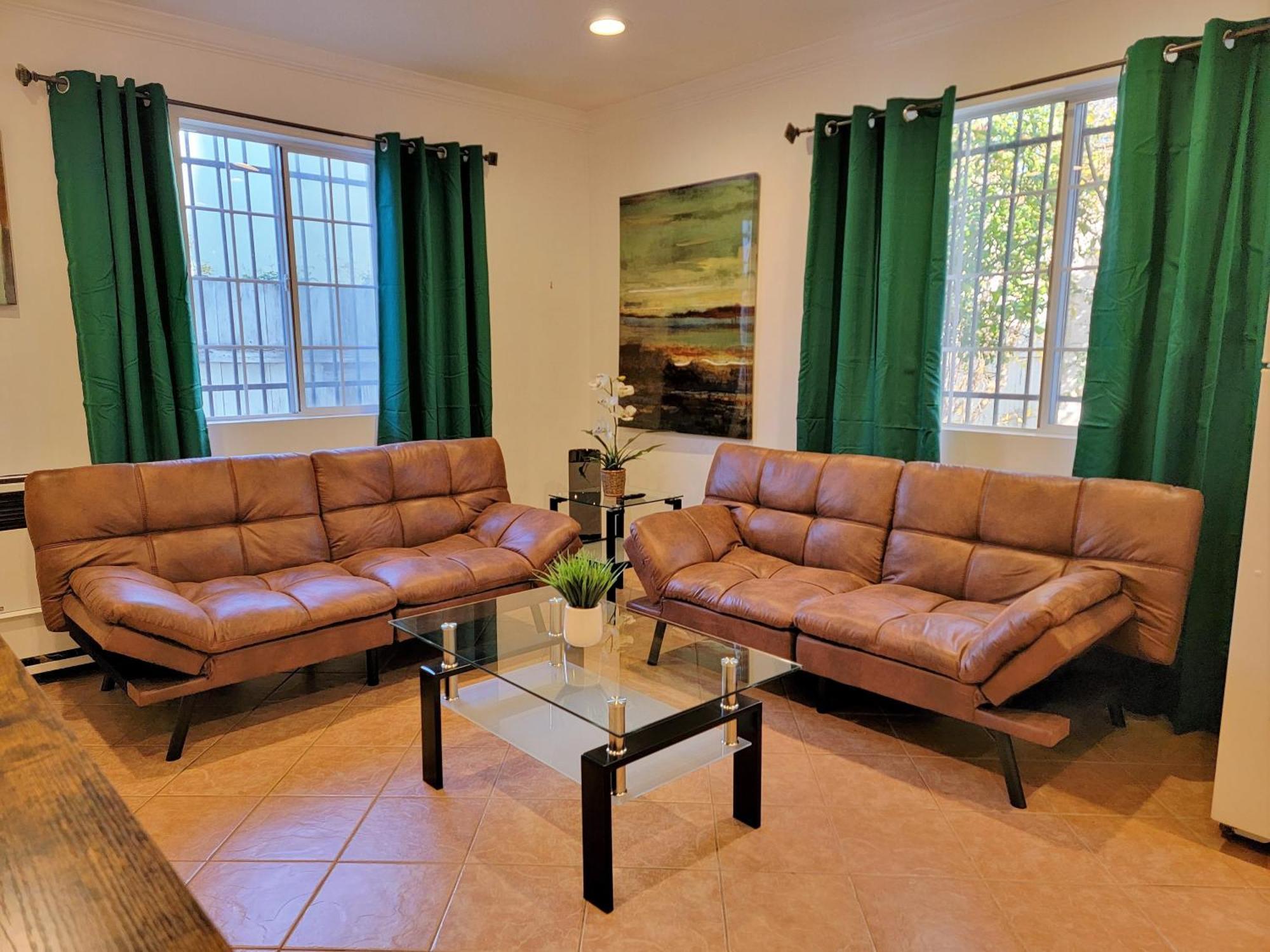 Beverlywood 2-bedroom - 5 Minutes To Rodeo Drive *