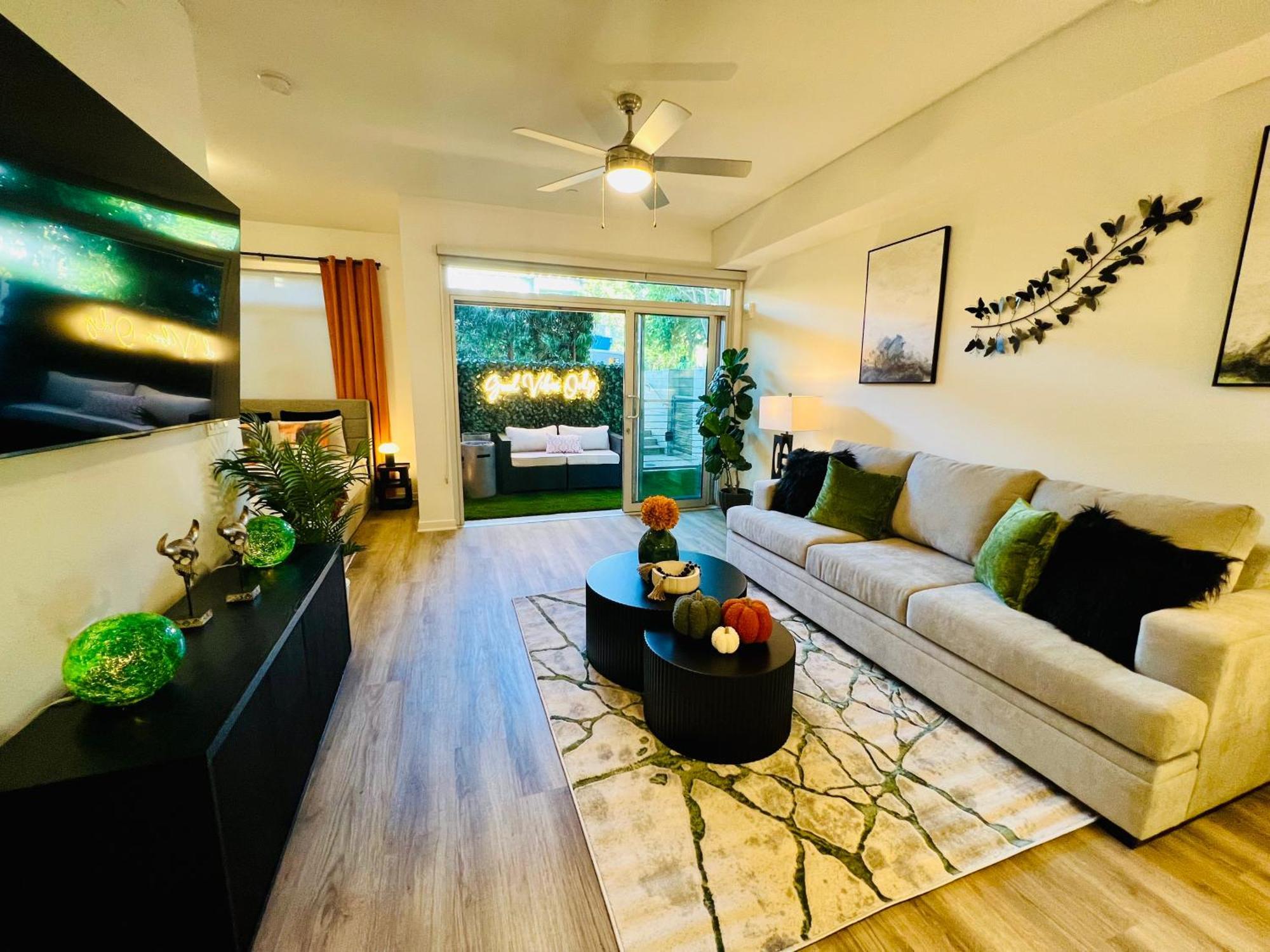 Aparthotel Luxury Open Bd W Pool, Parking, & Wd 133