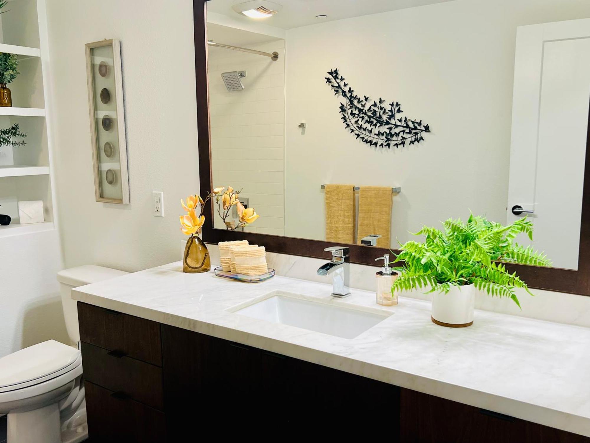 Luxury Open Bd W Pool, Parking, & Wd 133