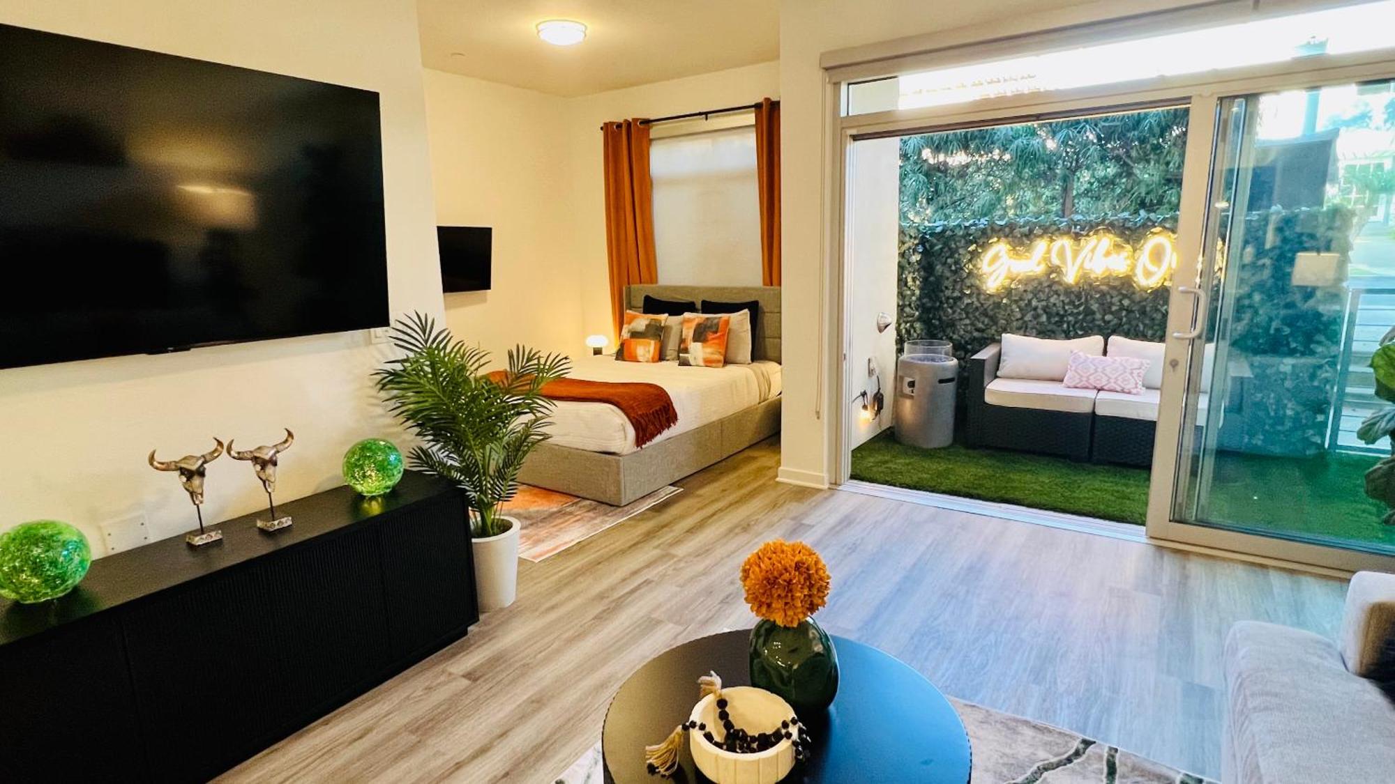 Aparthotel Luxury Open Bd W Pool, Parking, & Wd 133